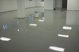 Industrieboden gegossen mit flüssigem Kunststoff Industrieboden